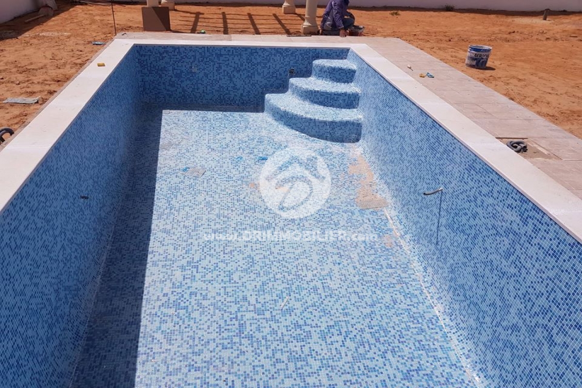 Réception : Piscine Gecheine -   Notre Chantiers Djerba